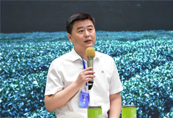 新理念、新時(shí)尚、新方式、新感受——德宇集團(tuán)舉行2022得雨活茶新品發(fā)布推廣會(huì)