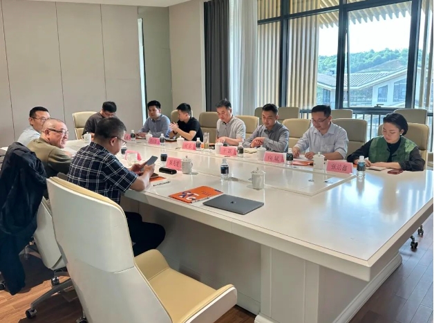 CFAC美院基地 清華大學美術學院與省數(shù)文集團、市城投集團強強聯(lián)手共繪文化創(chuàng)新新篇章